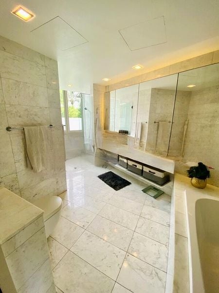 THE COAST AT SENTOSA COVE 3