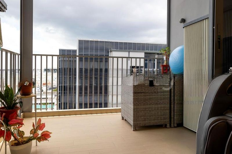 THE FLORENCE RESIDENCES 11