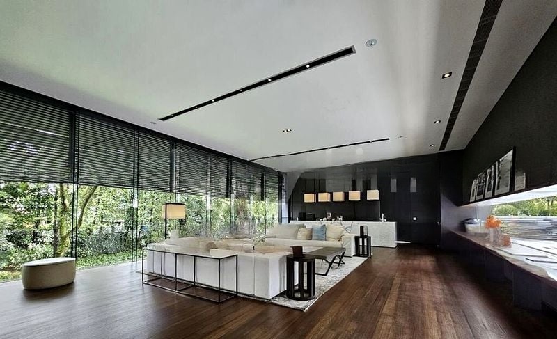 THE MARQ ON PATERSON HILL 10