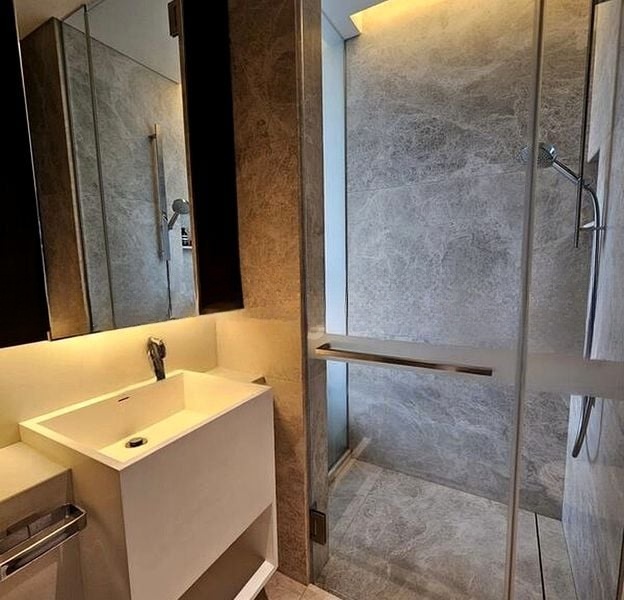 THE MARQ ON PATERSON HILL 11