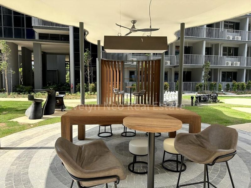 THE FLORENCE RESIDENCES 5