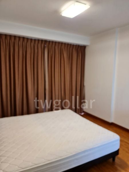 THE SHORE RESIDENCES 4