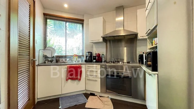 ADAM PARK CONDOMINIUM 6