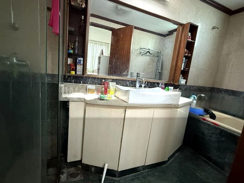 SPRINGDALE CONDOMINIUM 4