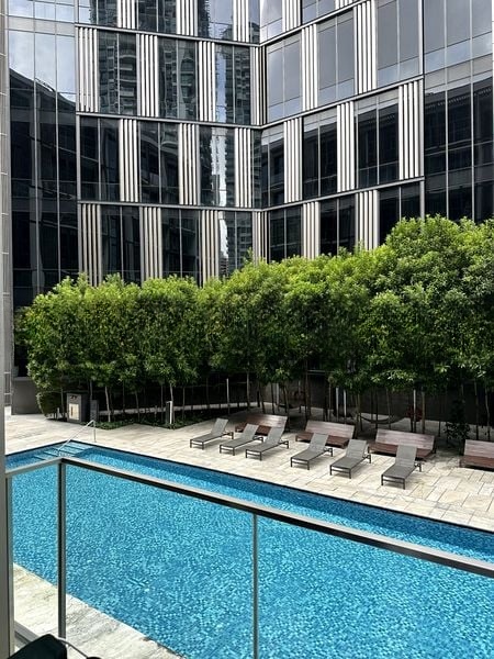 UP@ROBERTSON QUAY 12