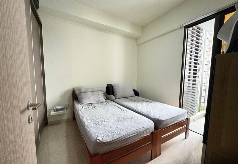 SEASIDE RESIDENCES 4