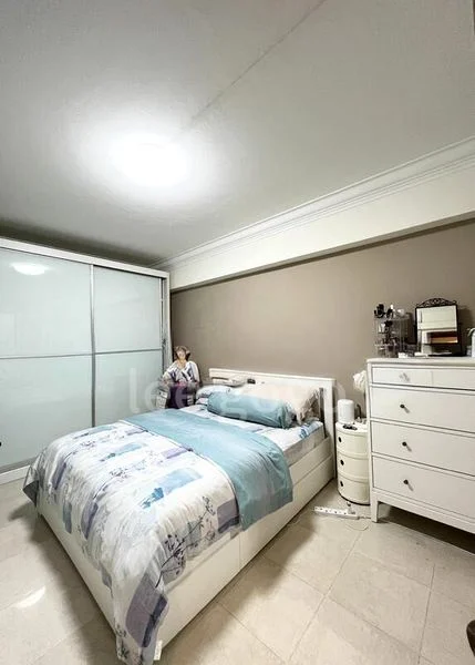 JURONG WEST ST 61 11