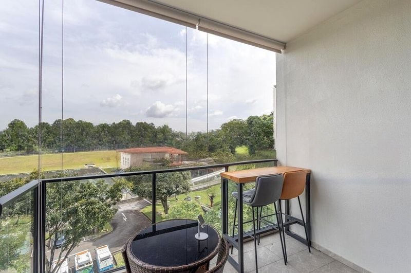 PARK COLONIAL 12