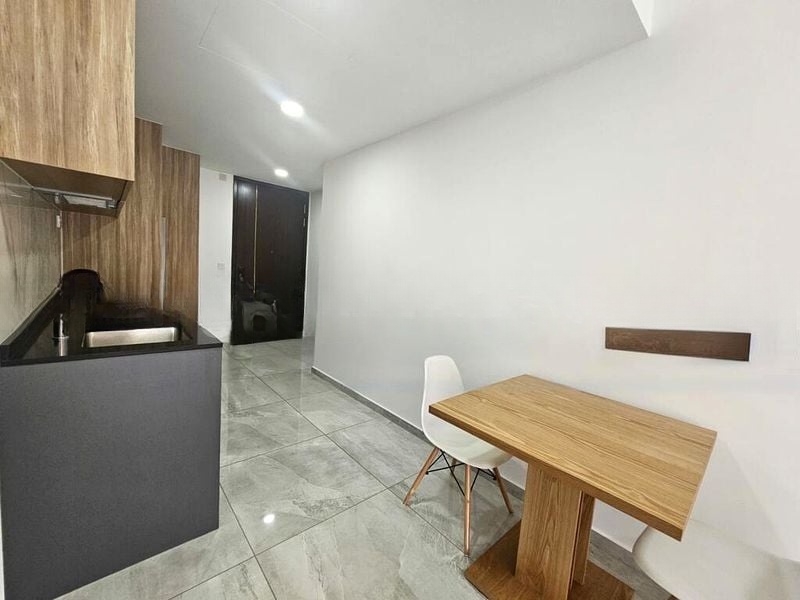 THE VERANDAH RESIDENCES 9