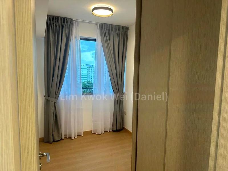 TREASURE AT TAMPINES 5