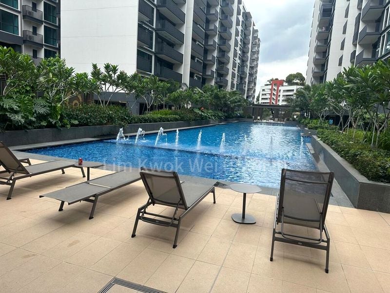 TREASURE AT TAMPINES 11