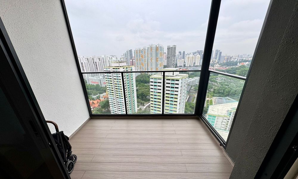 AVENUE SOUTH RESIDENCE 6