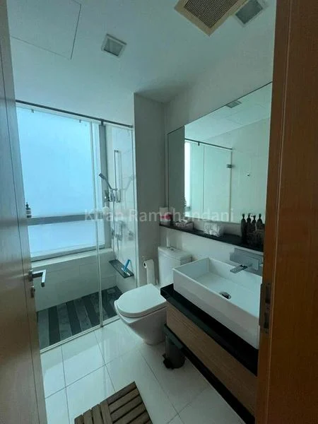 MARINA BAY RESIDENCES 5