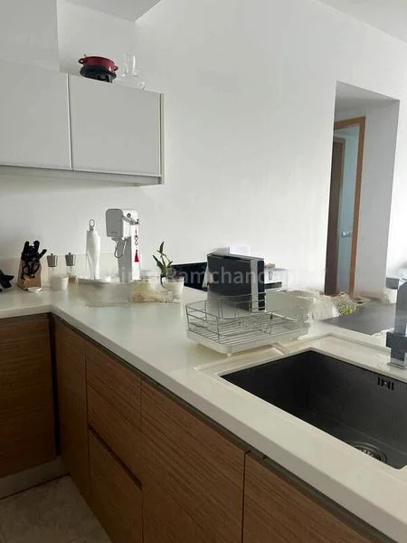 MARINA BAY RESIDENCES 8