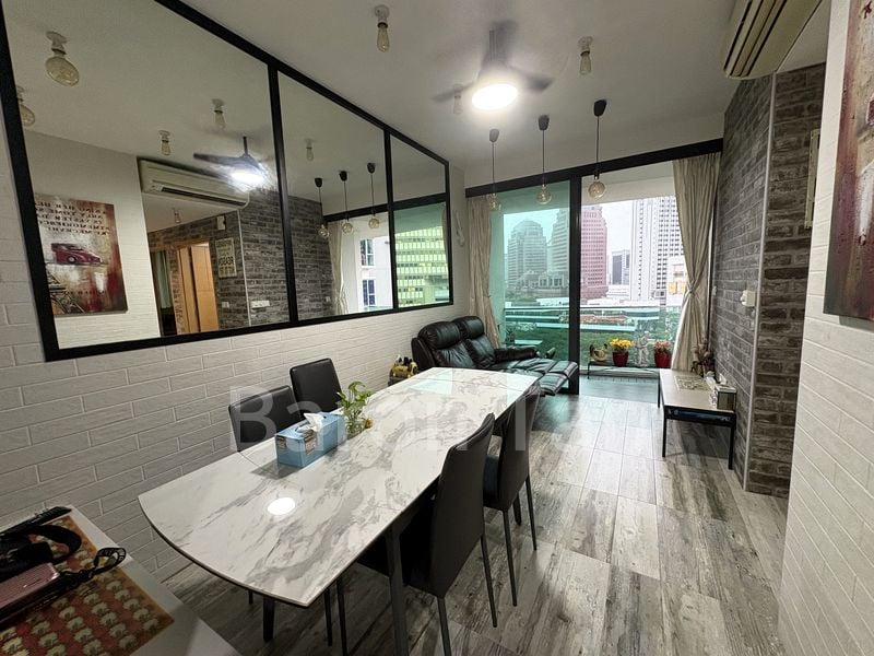 ILLUMINAIRE ON DEVONSHIRE 13