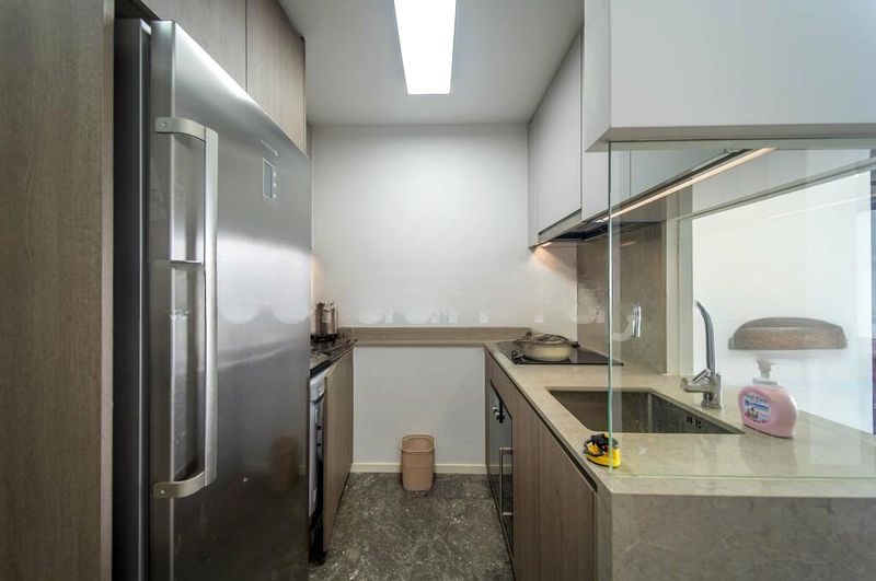 AVENUE SOUTH RESIDENCE 6