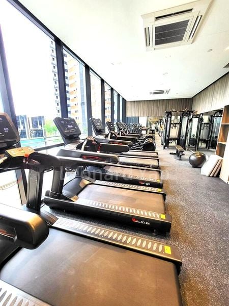 RIVERFRONT RESIDENCES 7