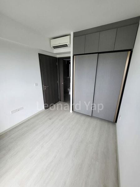 RIVERFRONT RESIDENCES 9