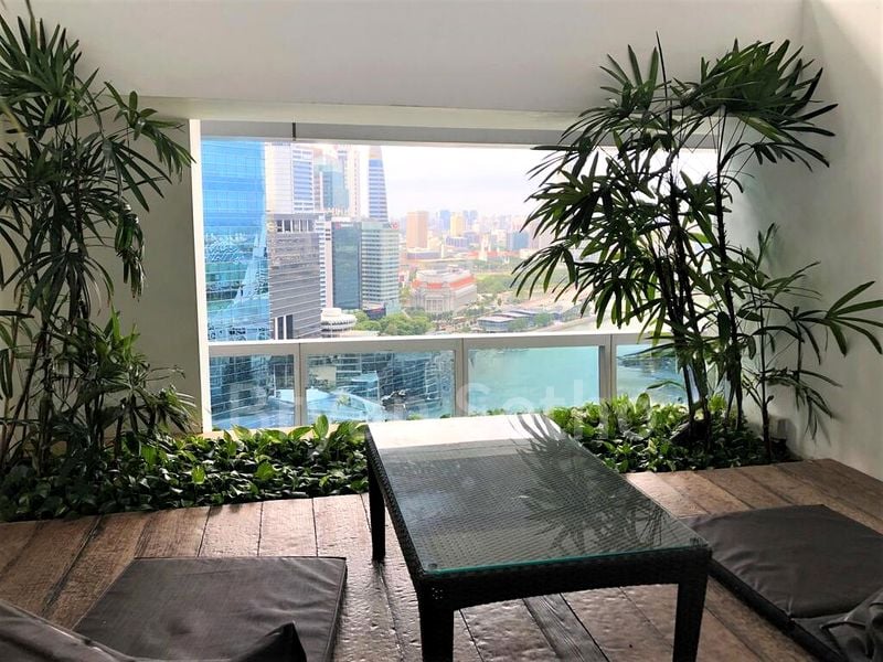 MARINA BAY RESIDENCES 6