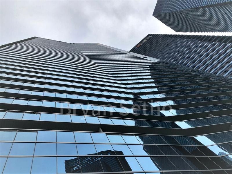 MARINA BAY RESIDENCES 11