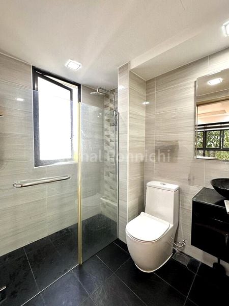 SKYPARK RESIDENCES 12