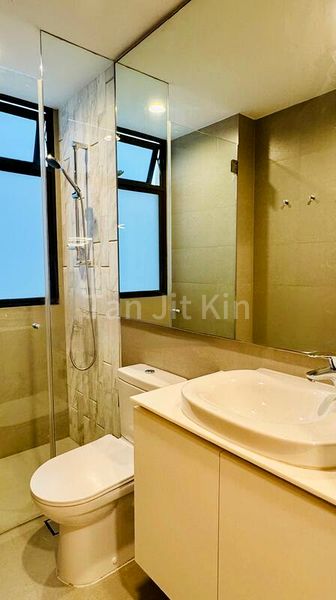 WATERSCAPE AT CAVENAGH 11