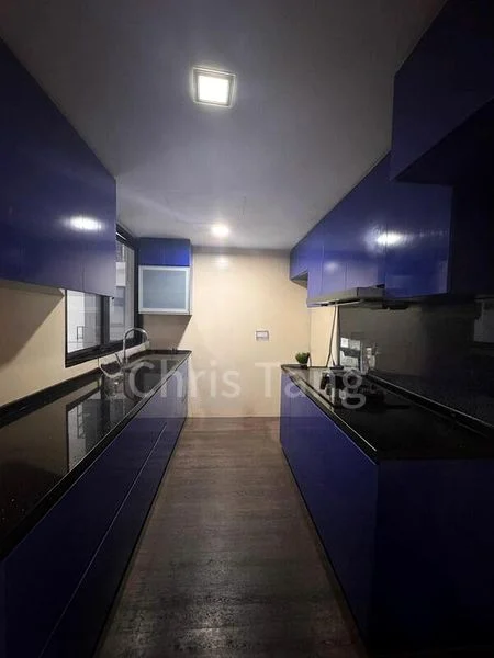 RIVERPARC RESIDENCE 10