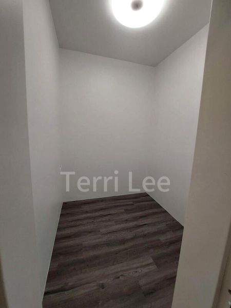 HOLLAND RESIDENCES 11