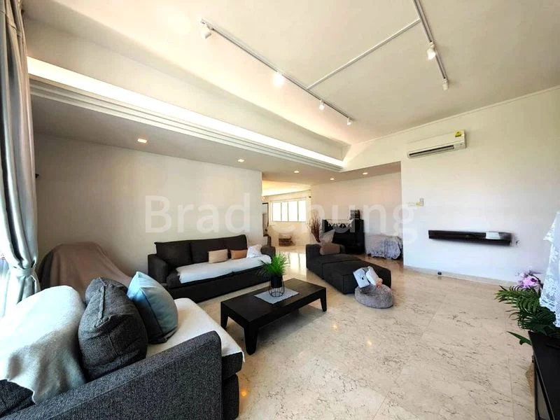 PARBURY HILL CONDOMINIUM 4