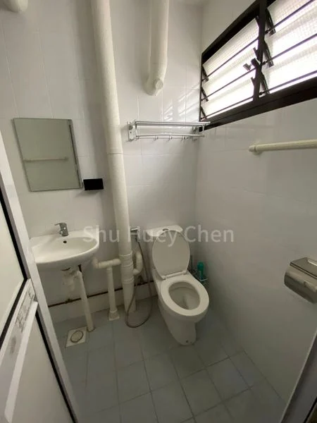 JURONG EAST ST 21 10