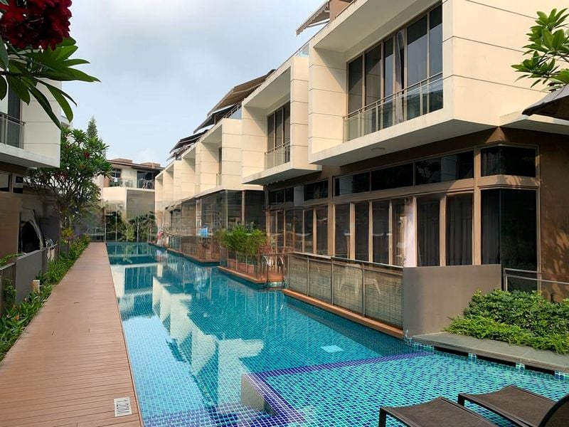 THE WHITLEY RESIDENCES 2