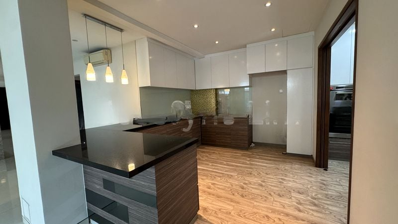BUKIT LOYANG ESTATE 8