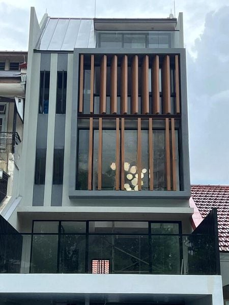 KOVAN REGENCY 9