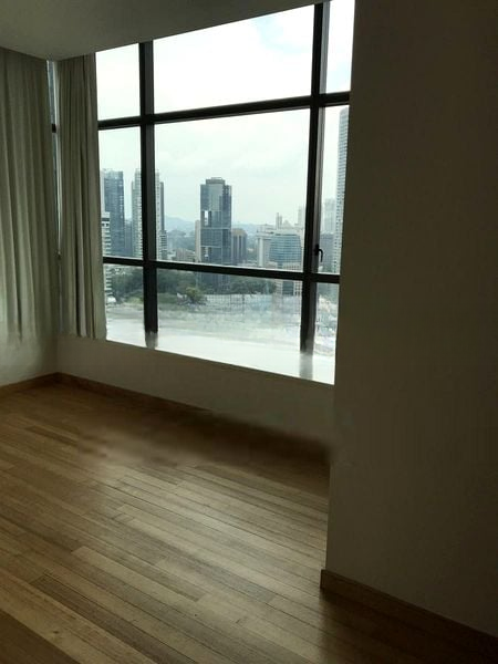 LEONIE PARC VIEW 4