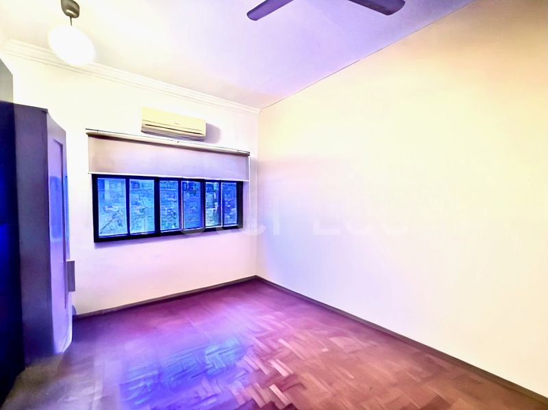 OPERA ESTATE 8