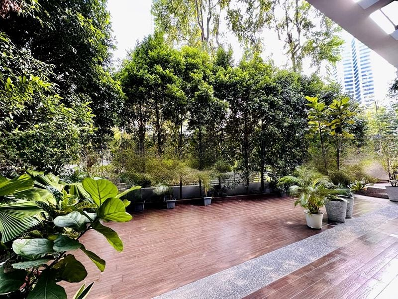 D'LEEDON 8