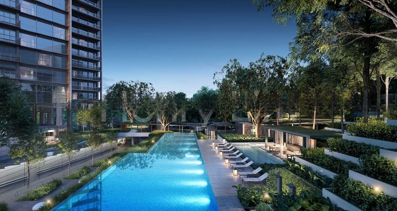 BLOSSOMS BY THE PARK 12