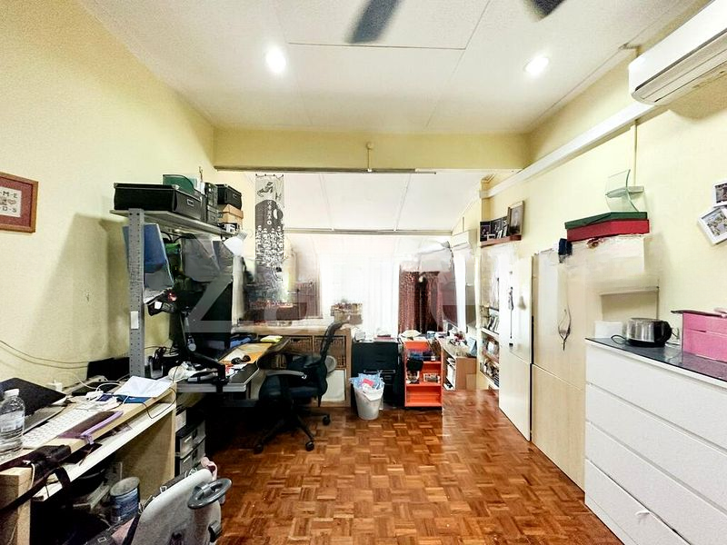 THOMSON HILLS ESTATE 5
