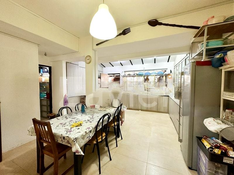 THOMSON HILLS ESTATE 8