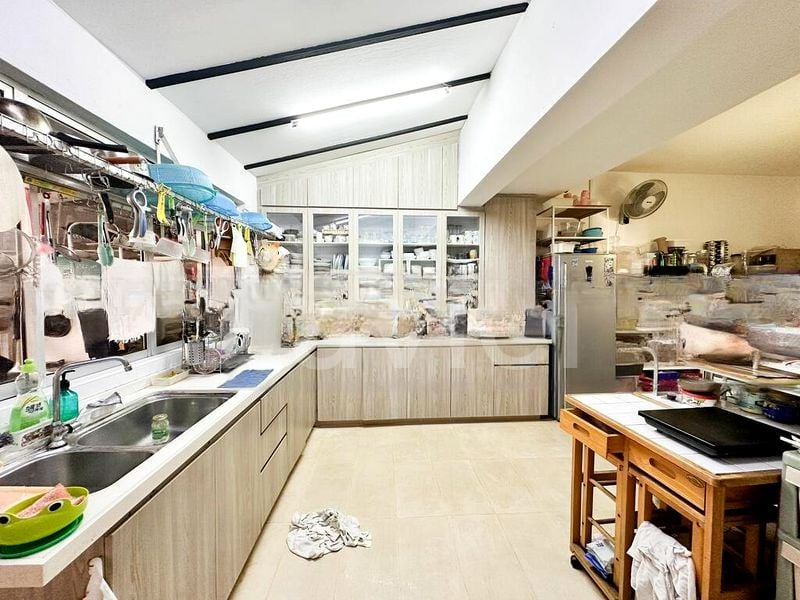 THOMSON HILLS ESTATE 15