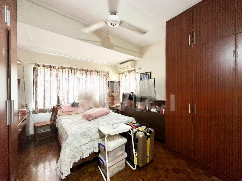 THOMSON HILLS ESTATE 11