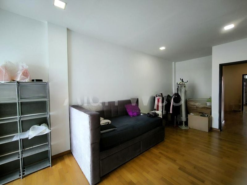 FORTUNA HILL 6