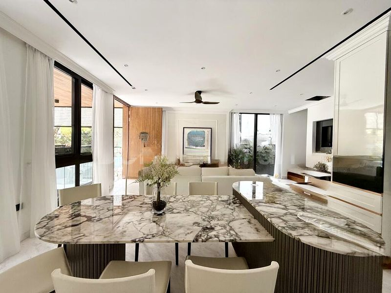 COASTAL BREEZE RESIDENCES 4