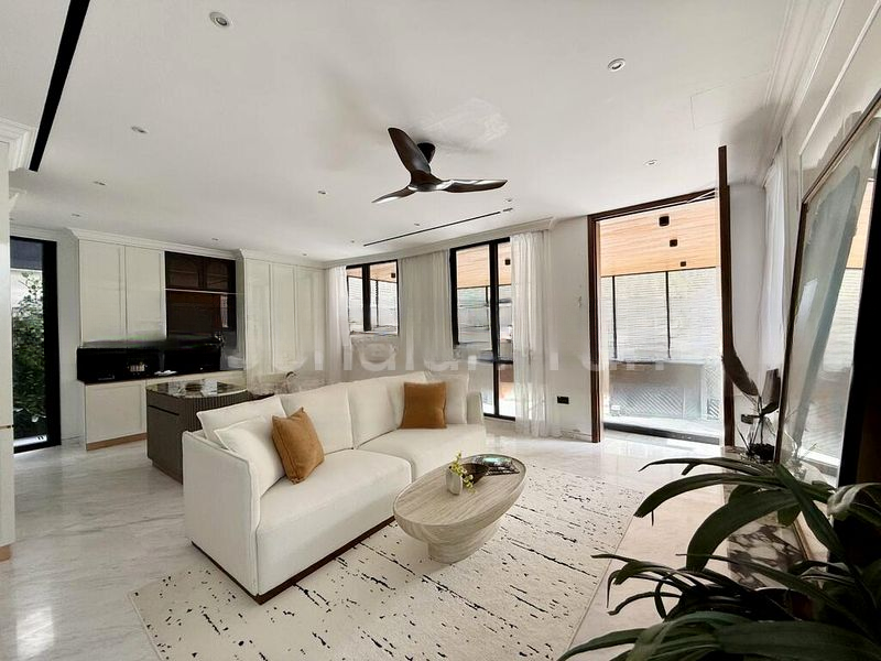 COASTAL BREEZE RESIDENCES 6