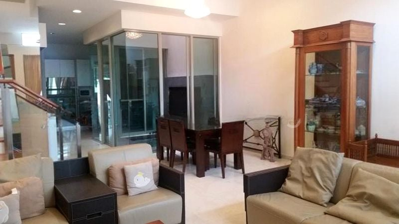 RESIDENCES @ LIMAU 4