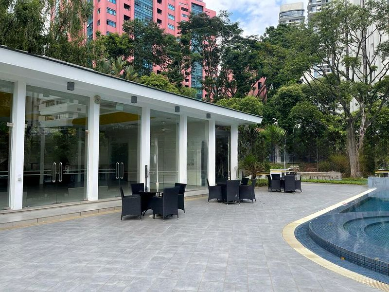 LEONIE TOWERS 10