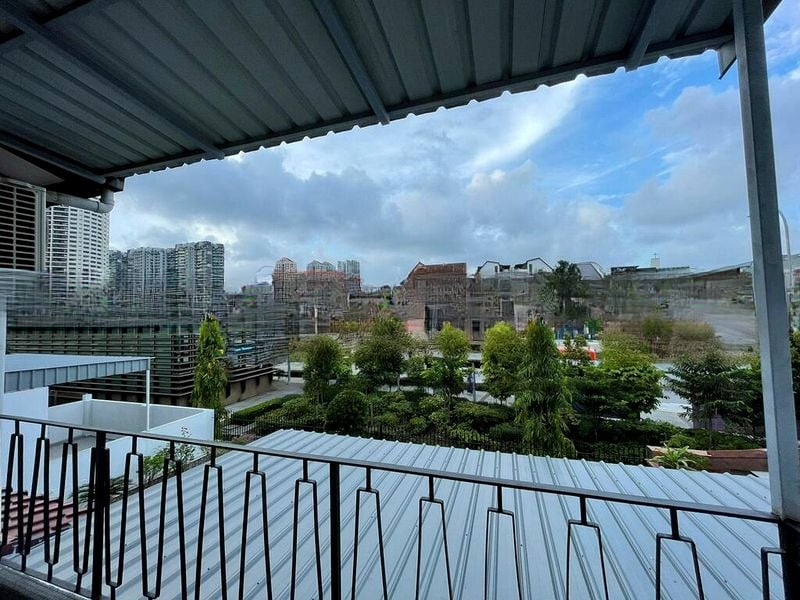 THOMSON HILLS ESTATE 10