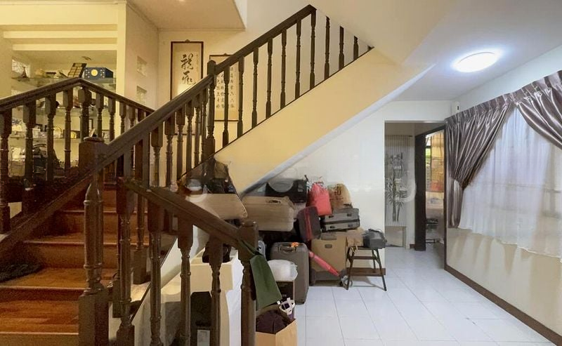 SELETAR HILLS ESTATE 10