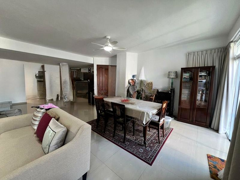 ELIZABETH HEIGHTS 14