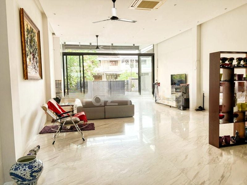 HILLVIEW ESTATE 9